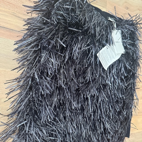 GOEN.J skirt - Picture 2 of 3